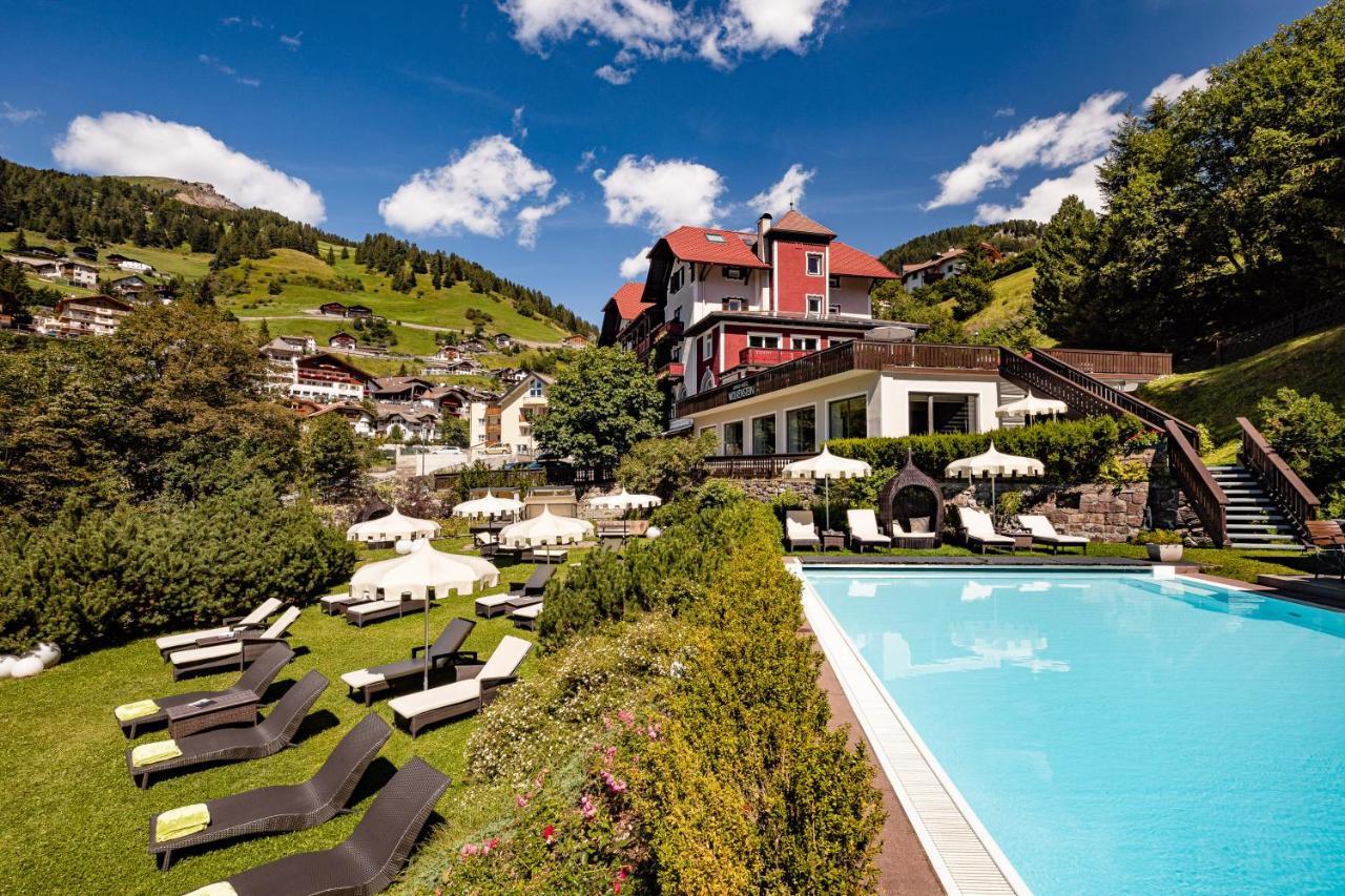 Boutique & Fashion Hotel Maciaconi - Gardenahotels Santa Cristina Val Gardena Экстерьер фото